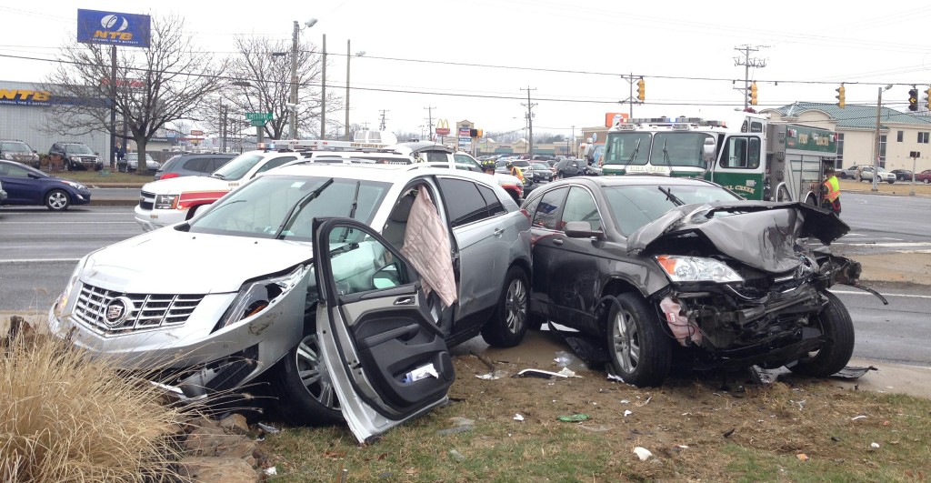 Crash at Kirkwood Highway and Limestone Road (Photo: DFN)