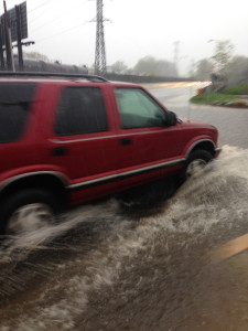 High water on Augustine Cut-off bridge (Photo: DFN)