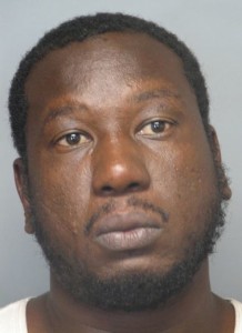 Damian Thomas is being sought on a first-degree murder charge. (Photo: Wilmington PD)