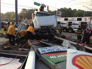 Crash at Route 273 and Airport Road (Photo: Delaware Free News)
