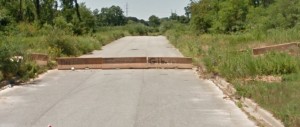 Jersey barriers on Lisa Drive (Photo: Google maps)