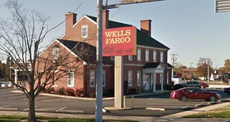 Wells Fargo Bank, 100 N. DuPont Highway (U.S. 13)