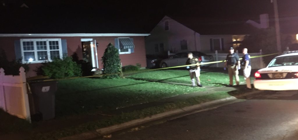 Police investigate home invasion shooting in Chelsea Estates. (Photo: Delaware Free News)