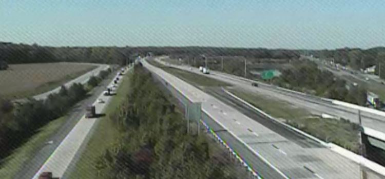 Southbound Route 1 traffic was diverted onto U.S. 13 at Exit 119 while police investigated fatal crash south of the interchange. (Photo: DelDOT traffic cam)