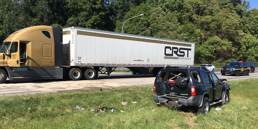 Tractor-trailer collided with SUV on southbound Interstate 95 at northern split with Interstate 495. (Photo: Delaware Free News)