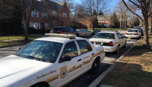 New Castle County police investigate home invasion at Village at Fox Point Apartments. (Photo: Delaware Free News)