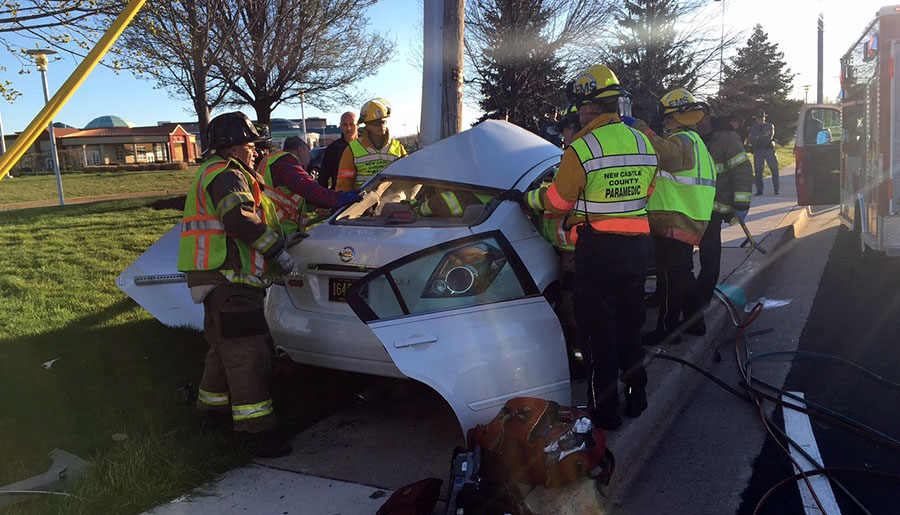 Car crashed into pole along westbound Naamans Road at Brandywine Town Center. (Photo: Delaware Free News)