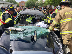 A station wagon and pickup truck collided on Capitol Trail (Route 2) at Pike Creek Road. (Photo: Delaware Free News)