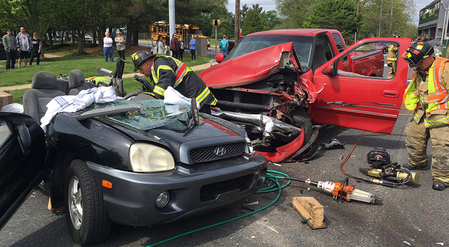 A station wagon and pickup truck collided on Capitol Trail (Route 2) at Upper Pike Creek Road. (Photo: Delaware Free News)