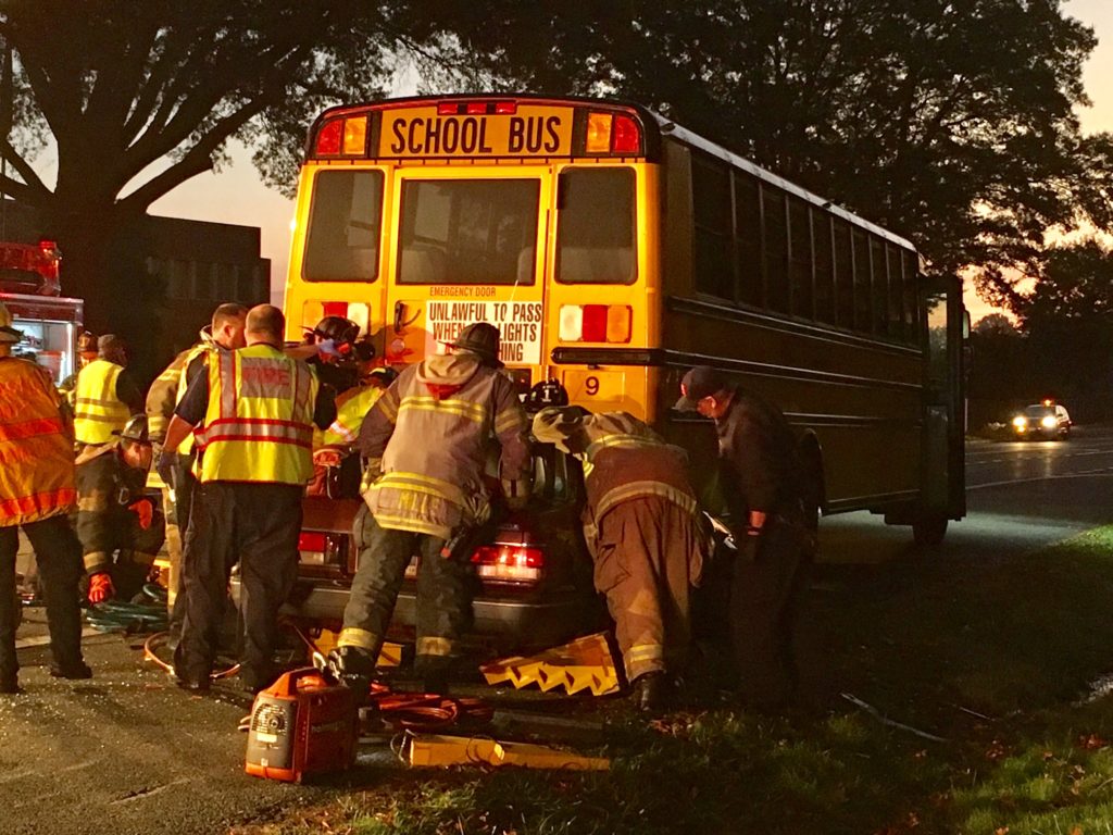 School bus crash on Boxwood 