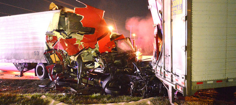 Two tractor-trailers collided on southbound Route 896 just north of U.S. 40 in Glasgow. (Photo: Delaware Free News)